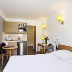 Отель Aparthotel Adagio access Marseille Prado Périer в номере