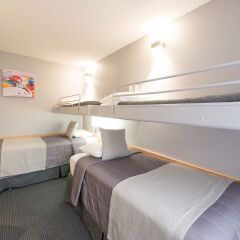 Отель Travelodge Hotel by Wyndham Montreal Centre Канада, Монреаль - отзывы, цены и фото номеров - забронировать отель Travelodge Hotel by Wyndham Montreal Centre онлайн детские мероприятия фото 2