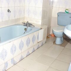 Отель Planet Guest House Калабар ванная