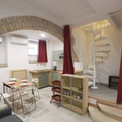 Апартаменты Santi Quattro Apartment & Rooms - Colosseo балкон