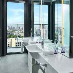 Отель YOTEL Singapore Orchard Road Сингапур в номере фото 2