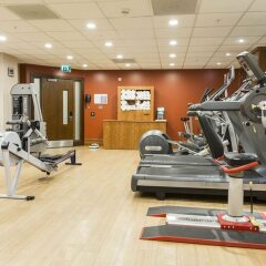 Отель Hilton London Canary Wharf фитнесс-зал фото 2
