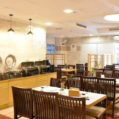 Отель Golden Tulip Al Thanyah питание фото 2