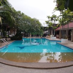 Отель Blue Garden Resort Pattaya Таиланд, Паттайя - отзывы, цены и фото номеров - забронировать отель Blue Garden Resort Pattaya онлайн бассейн фото 2