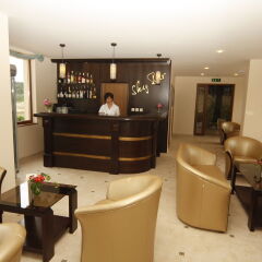 Отель Relax Holiday Complex & Spa гостиничный бар