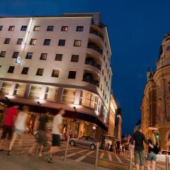 Best Western Premier Hotel Slon развлечения