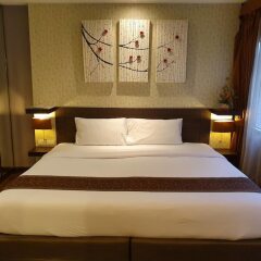 Отель Green Bells Residence New Petchburi Бангкок фото 8