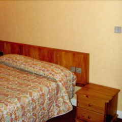 Отель De Cabourg Париж сейф в номере