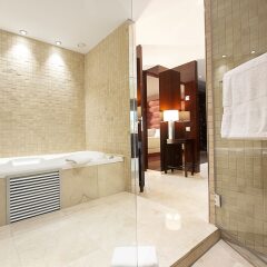 Отель Hesperia Tower сауна