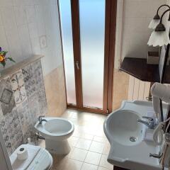 Отель B&B Sant'Oronzo Лечче ванная