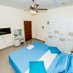 Отель Platinum Residence 10 комната для гостей