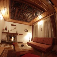 Отель Dobrikovskata Guest House Чепеларе комната для гостей фото 4