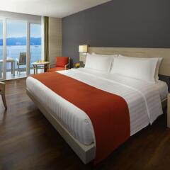 Отель Amari Phuket 4* Улучшенный номер с различными типами кроватей