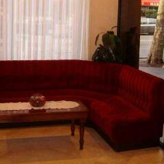 Hotel Des Pyrenees интерьер отеля