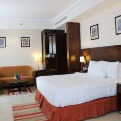 Отель DoubleTree by Hilton Hotel Aqaba Иордания, Акаба - 1 отзыв об отеле, цены и фото номеров - забронировать отель DoubleTree by Hilton Hotel Aqaba онлайн комната для гостей