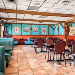 Отель Quality Inn Huntingburg