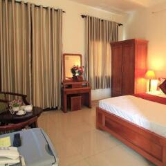 Отель Hao Anh Homestay Хойан сейф в номере
