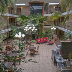 Governors Suites Hotel фото 8