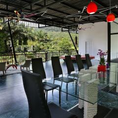 Отель Villa Nap Dau 8 Bedrooms гостиничный бар