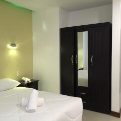 Отель Ocean Cruise Hotel Филиппины, Лапу-Лапу - отзывы, цены и фото номеров - забронировать отель Ocean Cruise Hotel онлайн сейф в номере
