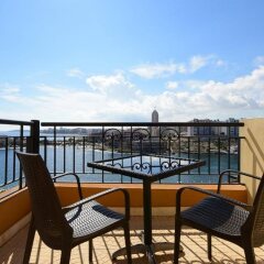 Corinthia Hotel St. George's Bay балкон
