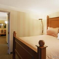 Отель Holiday Inn Ottawa East Канада, Оттава - отзывы, цены и фото номеров - забронировать отель Holiday Inn Ottawa East онлайн комната для гостей фото 3