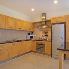 Апартаменты Bang Tao Beach Apartment в номере