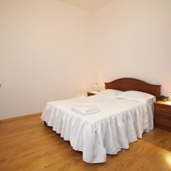 Гостиница Renaissance Suites Odessa Одесса комната для гостей фото 3