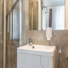 Отель Queens Drive Hotel Великобритания, Лондон - отзывы, цены и фото номеров - забронировать отель Queens Drive Hotel онлайн ванная фото 3