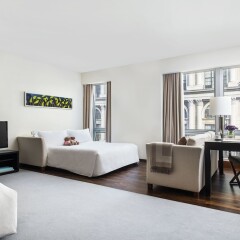 Отель The Langham, New York, Fifth Avenue США, Нью-Йорк - 8 отзывов об отеле, цены и фото номеров - забронировать отель The Langham, New York, Fifth Avenue онлайн удобства в номере фото 2