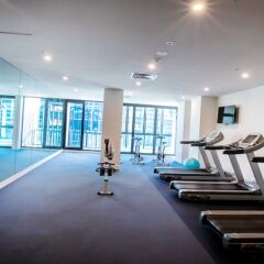 Апартаменты Spencer Street Apartments фитнесс-зал