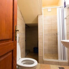 Отель Hostel Old Town Kotor Черногория, Котор - отзывы, цены и фото номеров - забронировать отель Hostel Old Town Kotor онлайн ванная