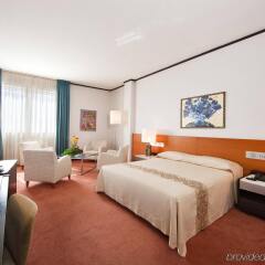 Отель President - Vestas Hotels & Resorts Италия, Лечче - отзывы, цены и фото номеров - забронировать отель President - Vestas Hotels & Resorts онлайн комната для гостей фото 4