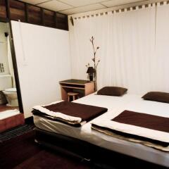Suk11 Hostel Бангкок комната для гостей фото 4