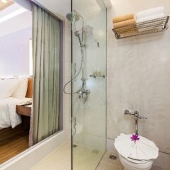 Отель Beyond Resort Karon 4* Стандартный номер с различными типами кроватей фото 6