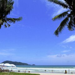 Отель Grand Mercure Phuket Patong пляж