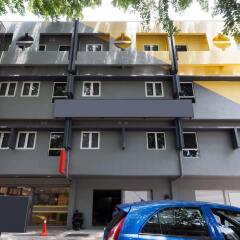 Отель Zen Rooms Jalan Cheras Kuala Lumpur Малайзия, Куала-Лумпур - отзывы, цены и фото номеров - забронировать отель Zen Rooms Jalan Cheras Kuala Lumpur онлайн парковка