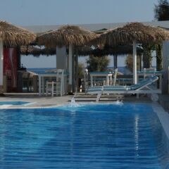 Отель Sea La Vie Beachfront Suites Греция, Остров Санторини - отзывы, цены и фото номеров - забронировать отель Sea La Vie Beachfront Suites онлайн бассейн фото 2