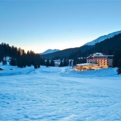 TH Madonna di Campiglio - Golf Hotel Пинцоло приотельная территория
