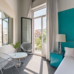 Отель Room Mate Laura Испания, Мадрид - отзывы, цены и фото номеров - забронировать отель Room Mate Laura онлайн балкон