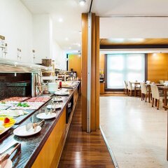 Отель Exe Cristal Palace Испания, Барселона - 12 отзывов об отеле, цены и фото номеров - забронировать отель Exe Cristal Palace онлайн питание фото 3