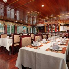 Отель Halong Legacy Legend Cruise питание