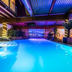 Отель Mauritius Hotel & Therme Германия, Кёльн - отзывы, цены и фото номеров - забронировать отель Mauritius Hotel & Therme онлайн бассейн
