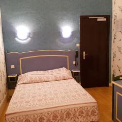 Отель Hôtel Sibour комната для гостей