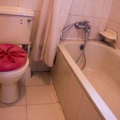 De Prince Guest House in Lagos, Nigeria from 46$, photos, reviews - zenhotels.com bathroom photo 3