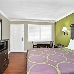 Отель Super 8 by Wyndham Inglewood/LAX/LA Airport в номере фото 2