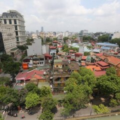 Lenid Hotel Tho Nhuom балкон