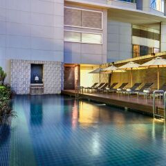 Отель Pullman Bangkok Grande Sukhumvit бассейн фото 2