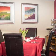 Отель Rosedale Guest House питание