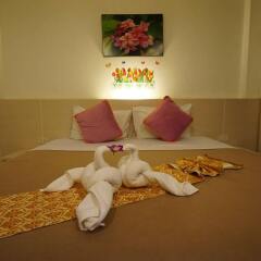 Phuthara Hostel в номере